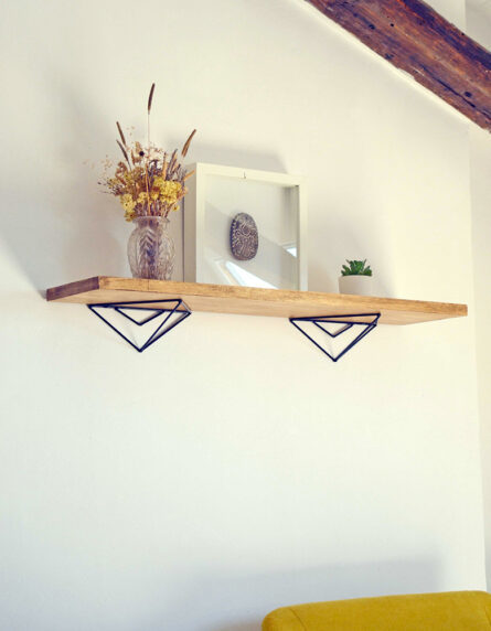 Étagère-scandinave-triangle-Étagère-métal-style-industriel-x2-Rangement-déco-BF14-Couleur-noir-01